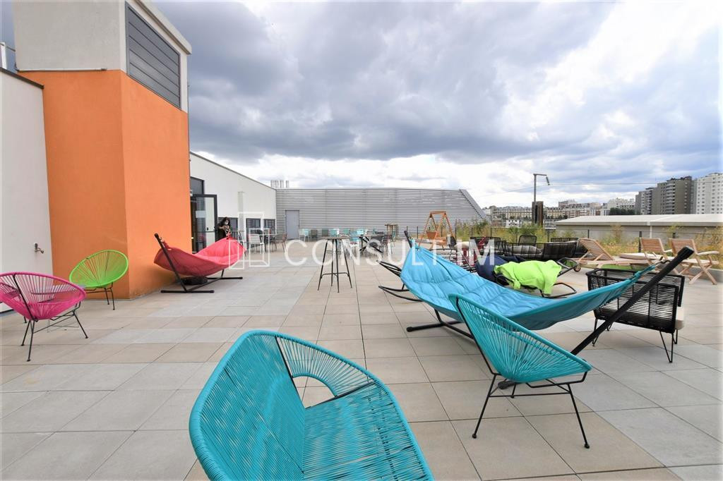 A louer bureaux en parfait état avec ROOFTOP de 300m²