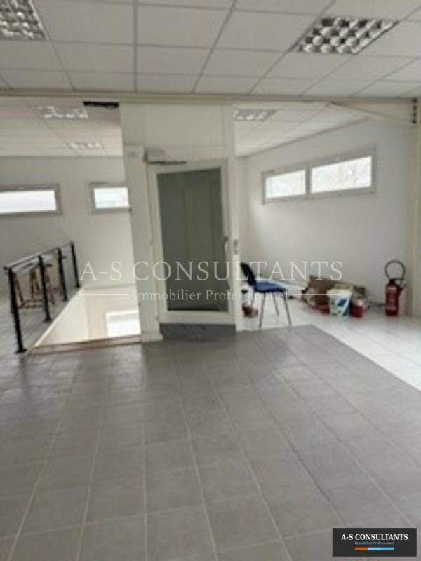 LOCAL PROFESSIONNEL A LOUER