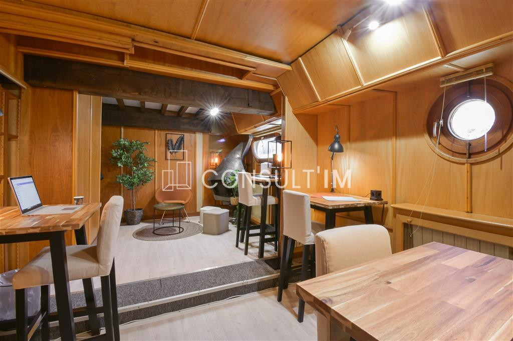 Prestation de services sur une Péniche avec terrasse aménagée !
