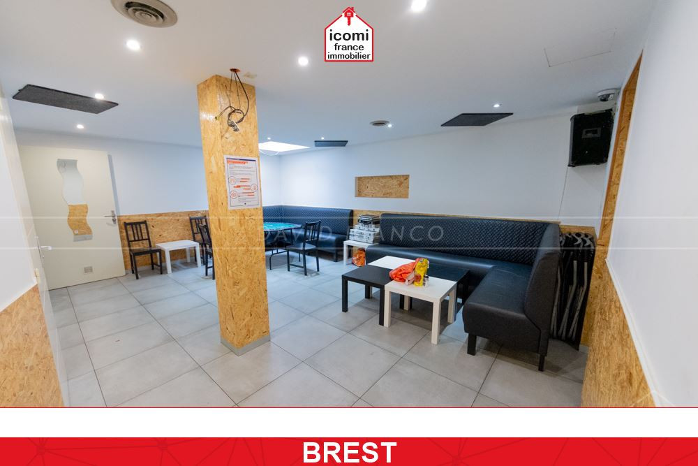 Brest - A VENDRE - FOND DE COMMERCE 86M² - BAR LICENCE IV - EN ACTIVITE AVEC CLIENTELE - CENTRE VILLE - PROCHE TRAM