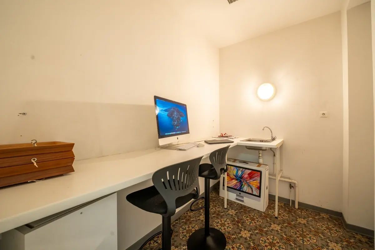Référence : 6364-CLA - Local Professionnel dans le quartier de Noailles (13001)