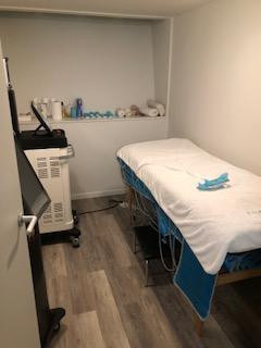 A LOUER BUREAU OU LOCAL COMMERCIAL  IDEAL PROFESSION MEDICAL