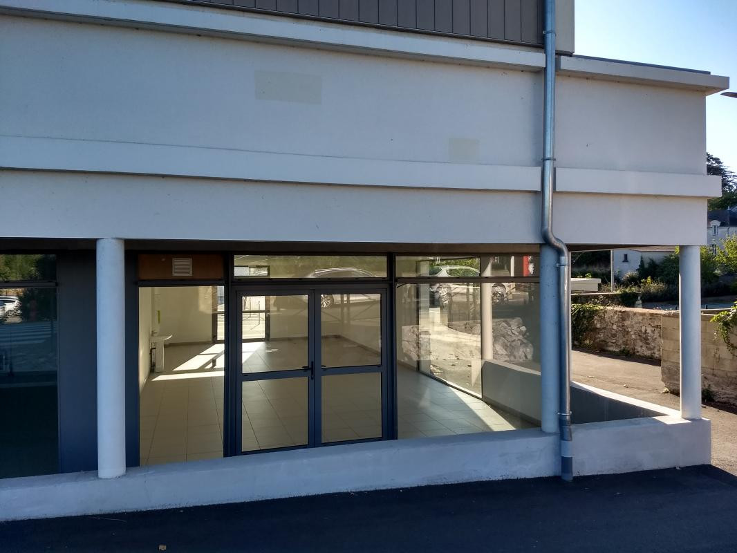MONTJEAN SUR LOIRE A LOUER LOCAL D'ACTIVITE de 70,40 m²