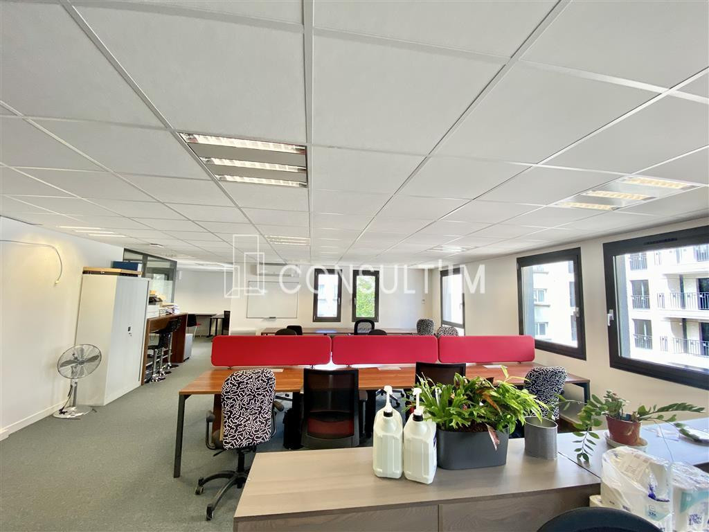 Bureaux à louer en très bon état et climatisé