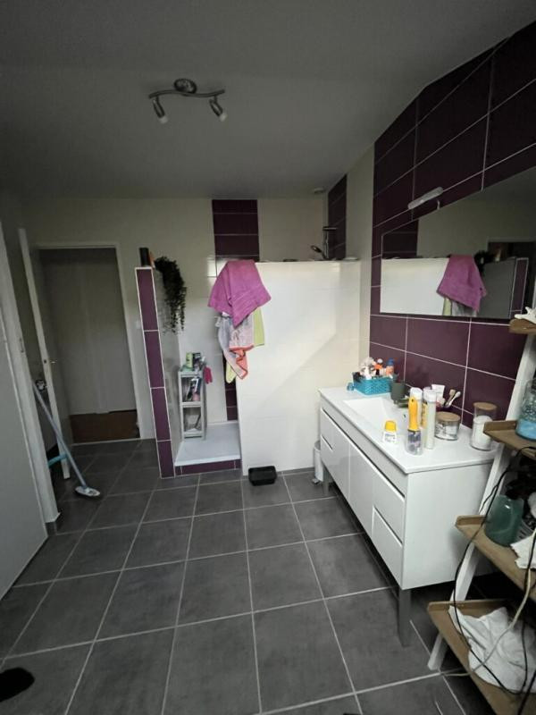 A vendre Immeuble  Bourg-de-Péage 26300