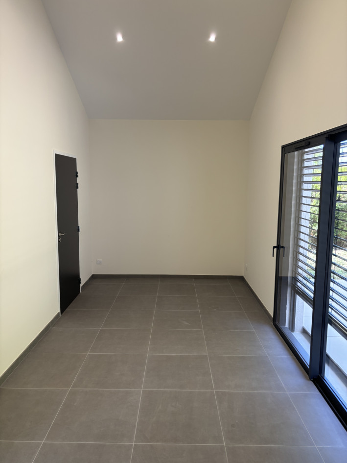 Local neuf secteur Annecy/seynod