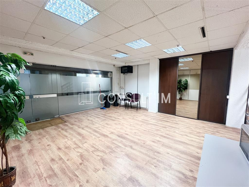 Bureaux ERP/PMR entre République et Bastille