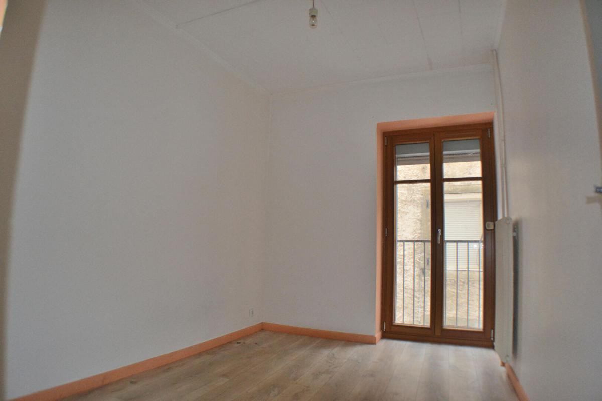 Immeuble Saint Hippolyte 3 appartements F4 + Studio