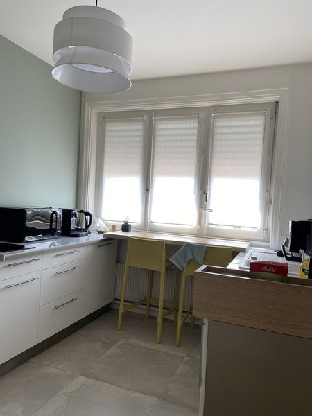Vente Local commercial 61 m² à Écully 248 000 €
