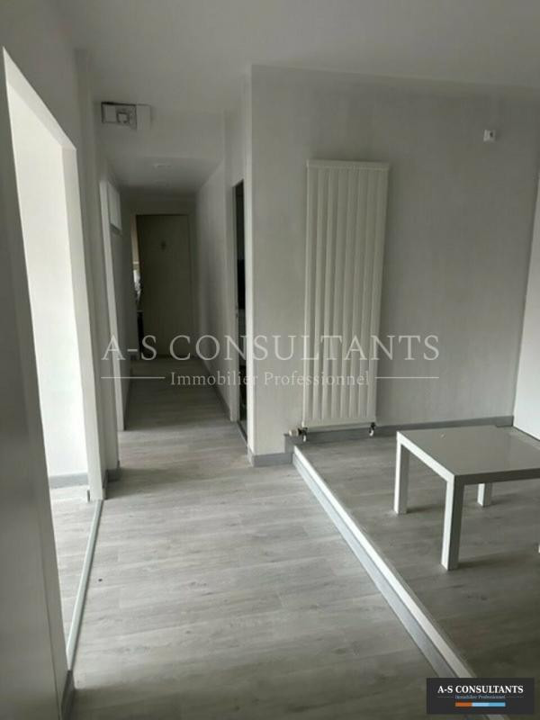 LOCAL PROFESSIONNEL A LOUER