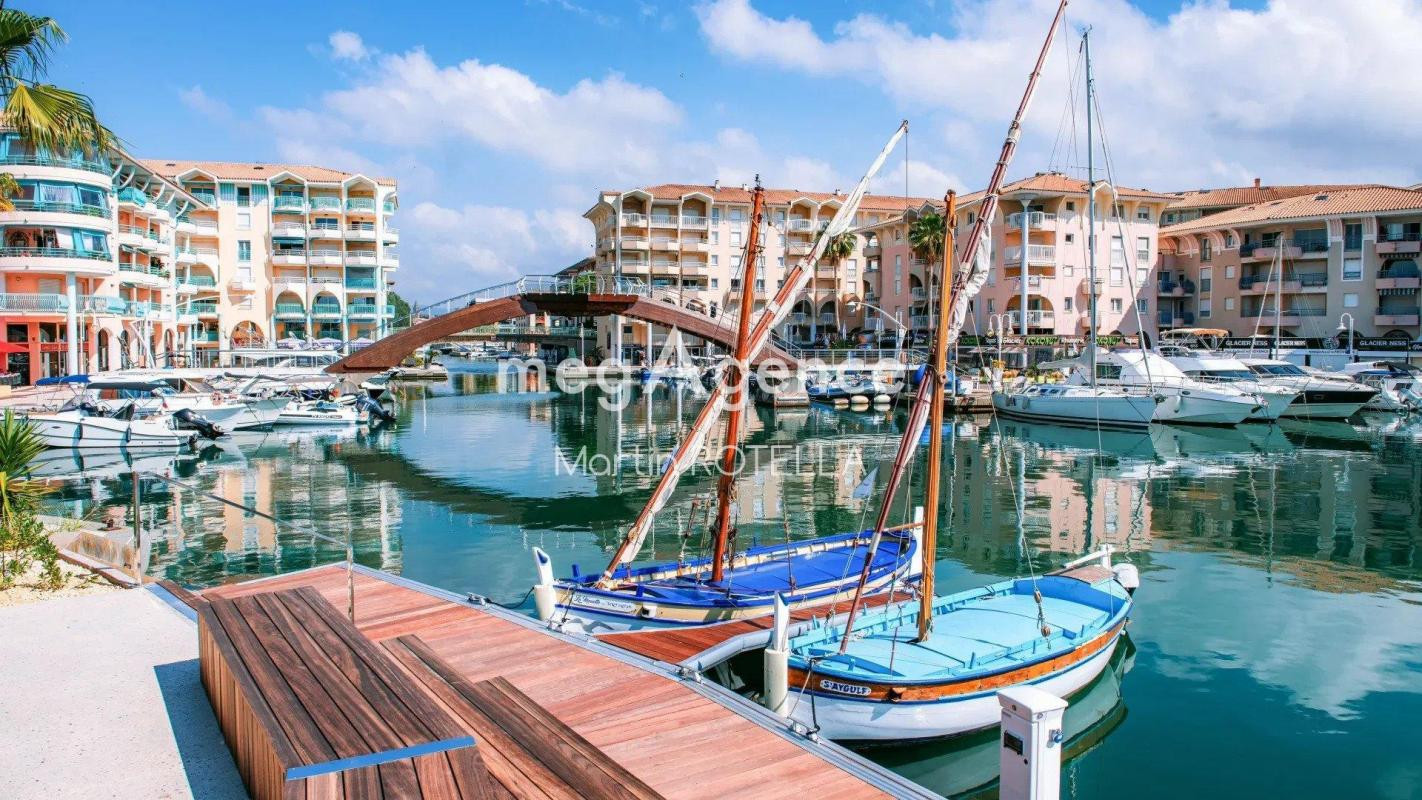 Local commercial Port-Fréjus idéal profession libérale, commerce et alimentaire sans cuisson