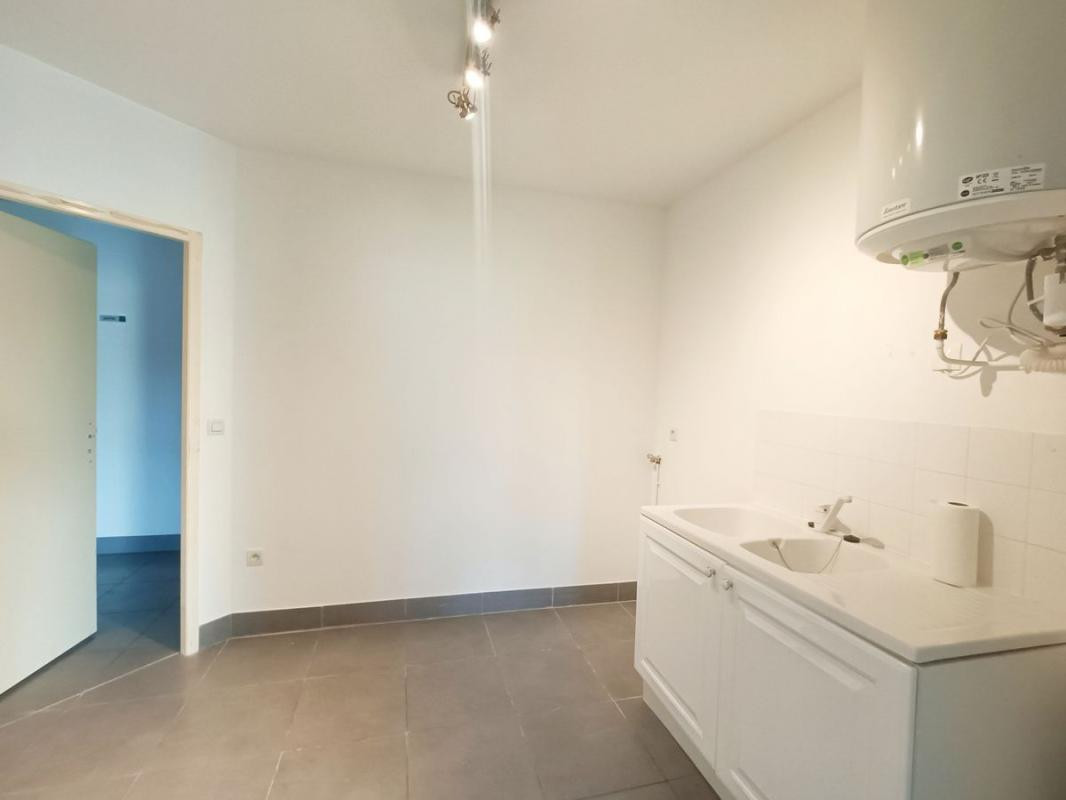 Local cabinet medical ou bureaux de 96 m²