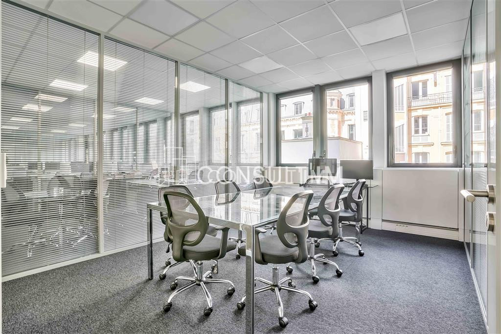 Bureaux lumineux et rénovés de 170m² à louer