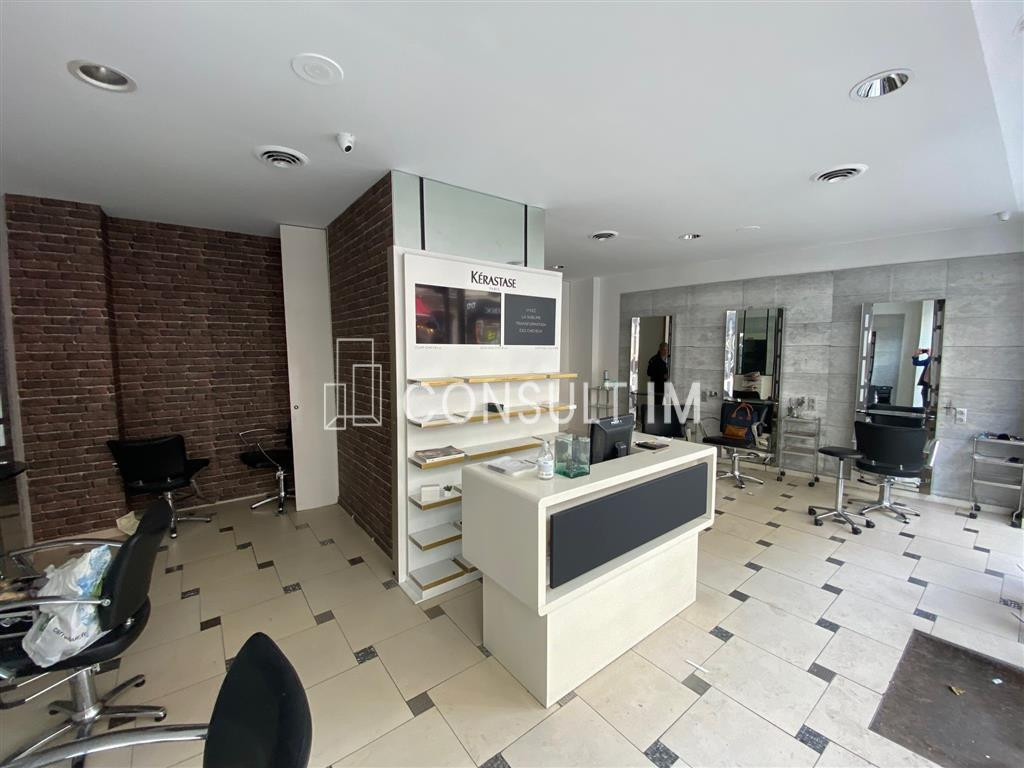 Boutique en location pure de 61m²