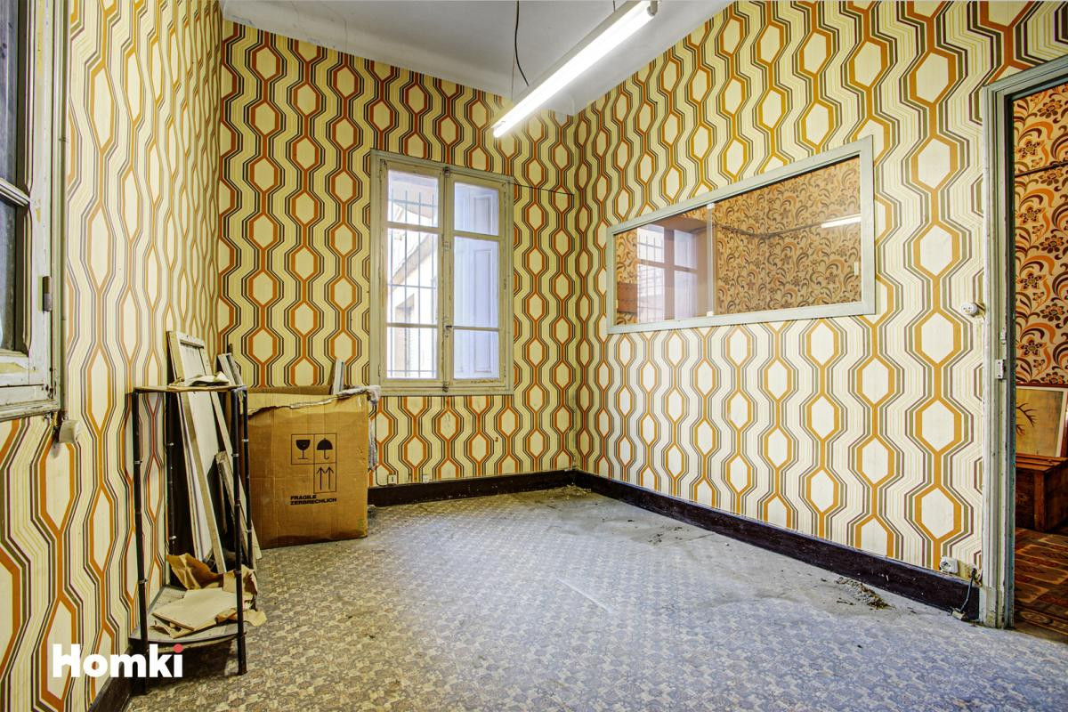 Hôtel particulier de 300m² avec garage et terrasse