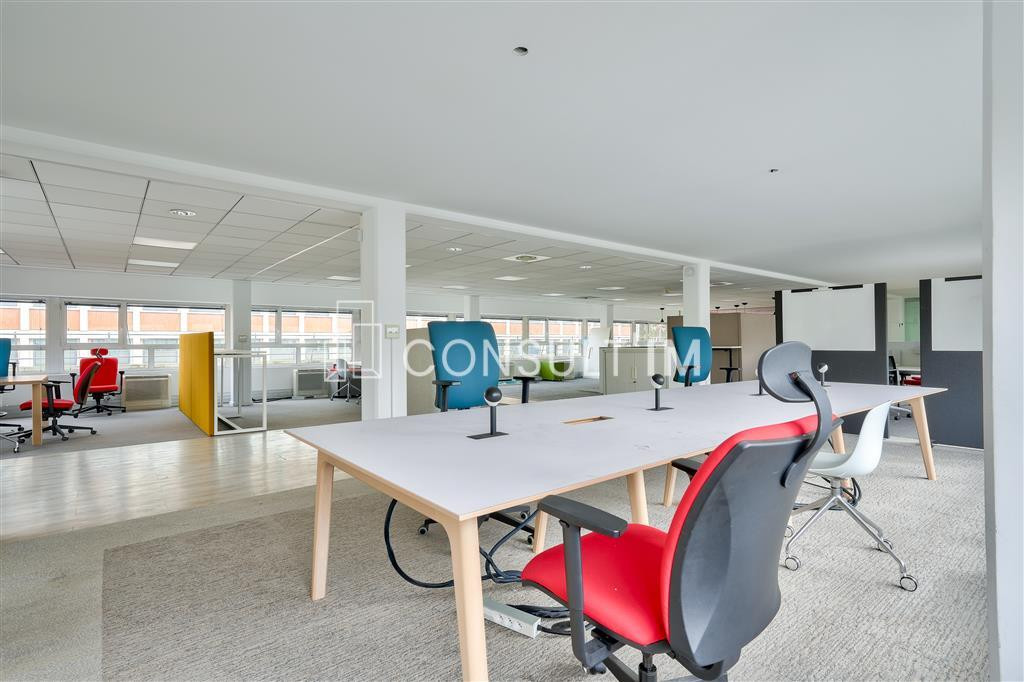 Produit rare et exceptionnel sur les quais de seine,  A LOUER  bureaux de 3308m² sur 3 bâtiments