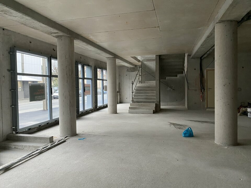 LOCAL COMMERCIAL à vendre