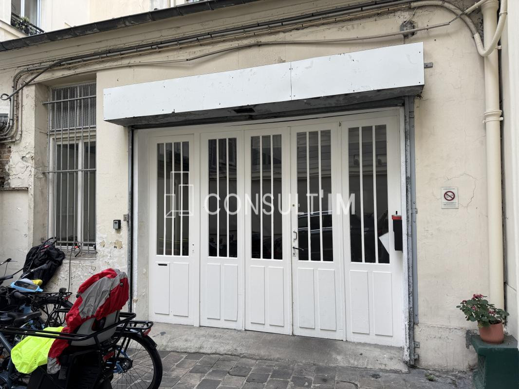 Jolie surface de bureaux sur cour