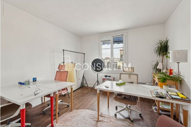 Plateau de 146 m² en étage élevé à louer