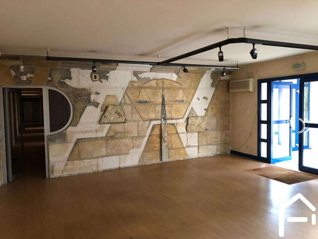 Bureaux à 100 Mètres du Palais de Justice - Perigueux 300 m2