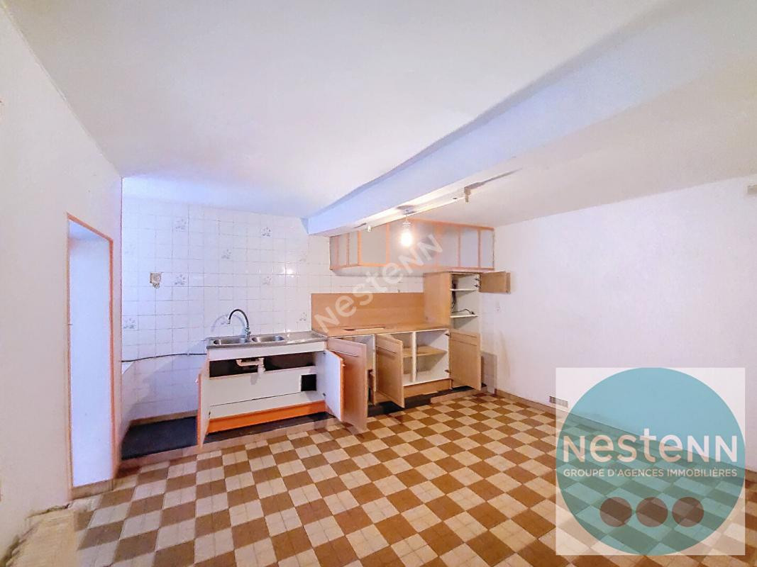 41.Murs d'un Hôtel/ Restaurant