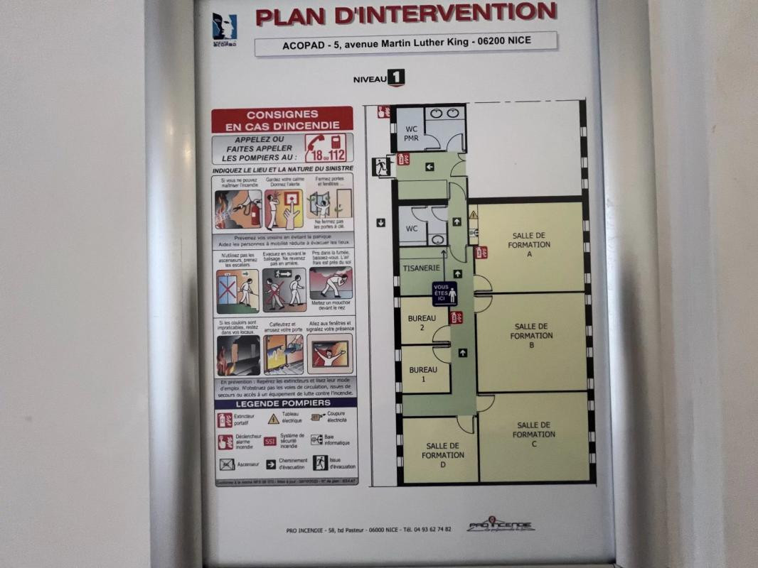 A LOUER, BUREAUX, SURFACE 167 m² ENVIRON, + 3 PARKINGS PRIVATIFS SECTEUR NICE OUEST