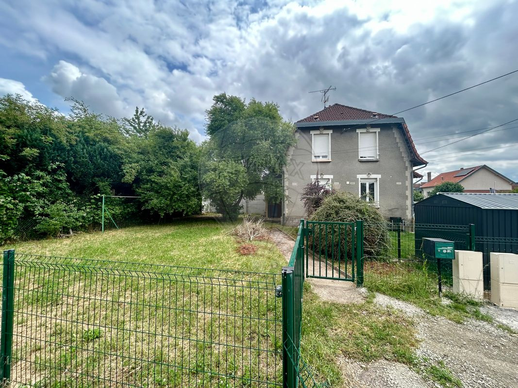 Immeuble 2 chambre(s) à vendre