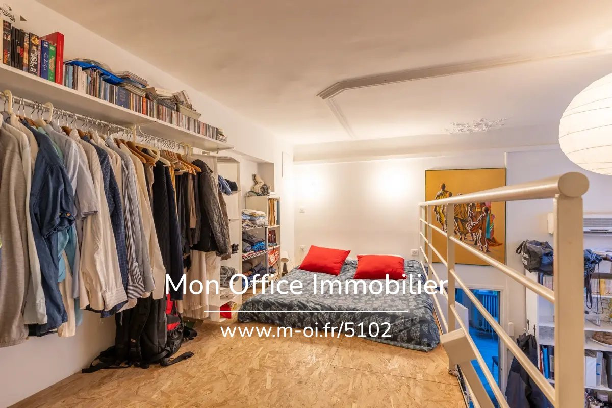 Référence : 5102-CLA - Cabinet médical à deux pas du pas du Parc Longchamp dans le 1er arrondissement de Marseille