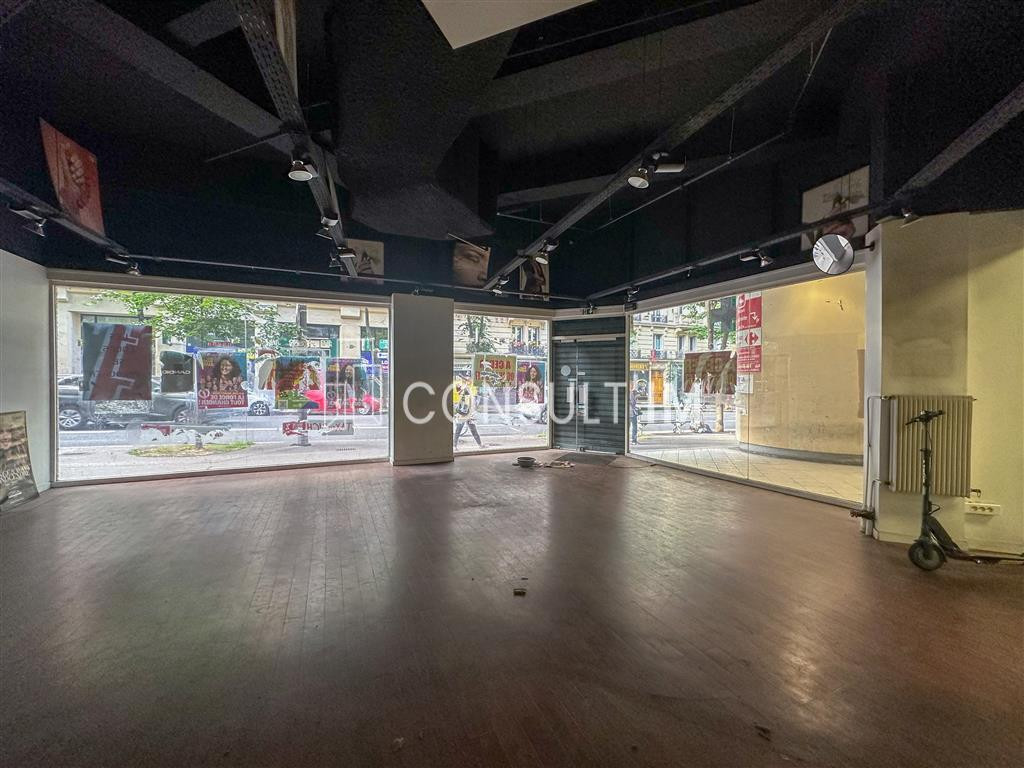 A vendre boutique dans centre commercial