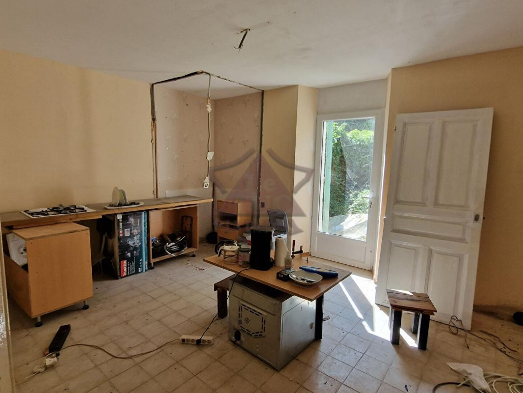 IMMEUBLE DE 6 APPARTEMENTS A RENOVER