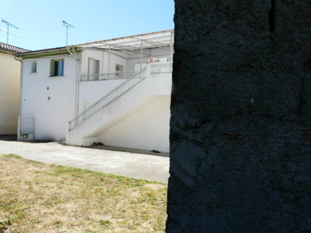 Immeuble BON ENCONTRE Terrain 1138 m²