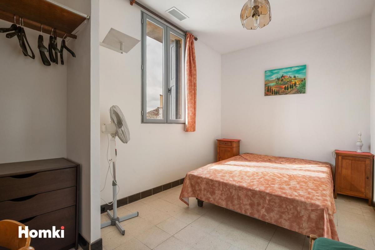 IMMEUBLE 247M²