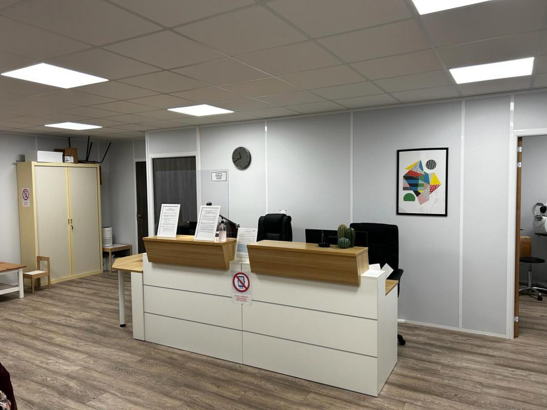 Local commercial 99 m2