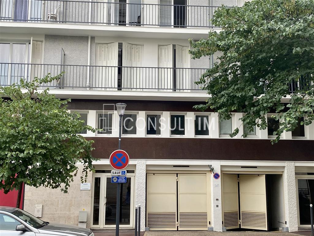 A 2 pas du métro