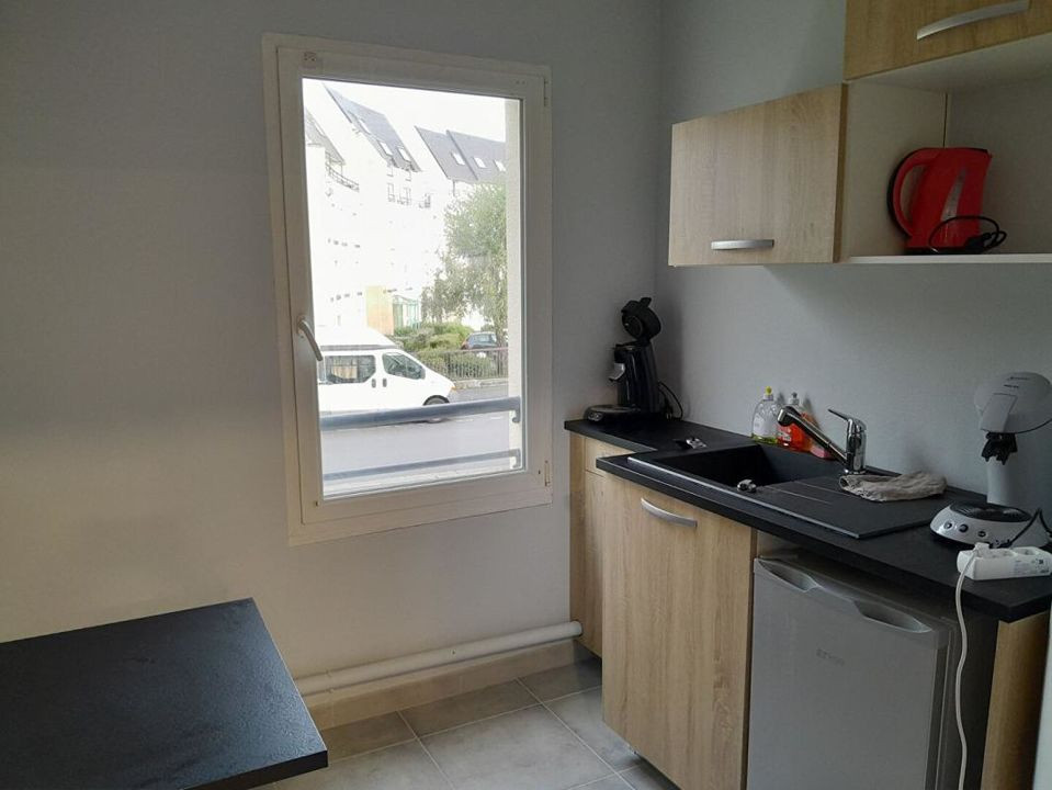 Trés beau LOCAL de 150 m2  à usage d'habitation ou