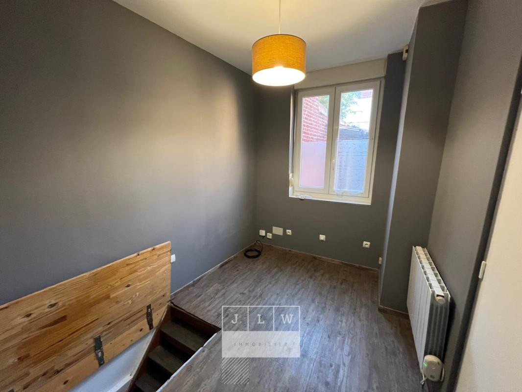 Maison divisée en 3 logements