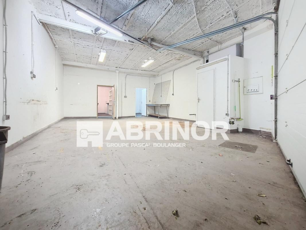 Roubaix, très beau local professionnel de 70m² tout équipé proche des axes