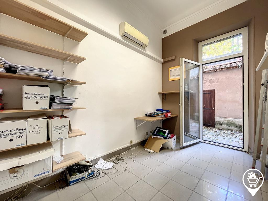 Longchamp / Réformés T3 + COUR (Professionnel)