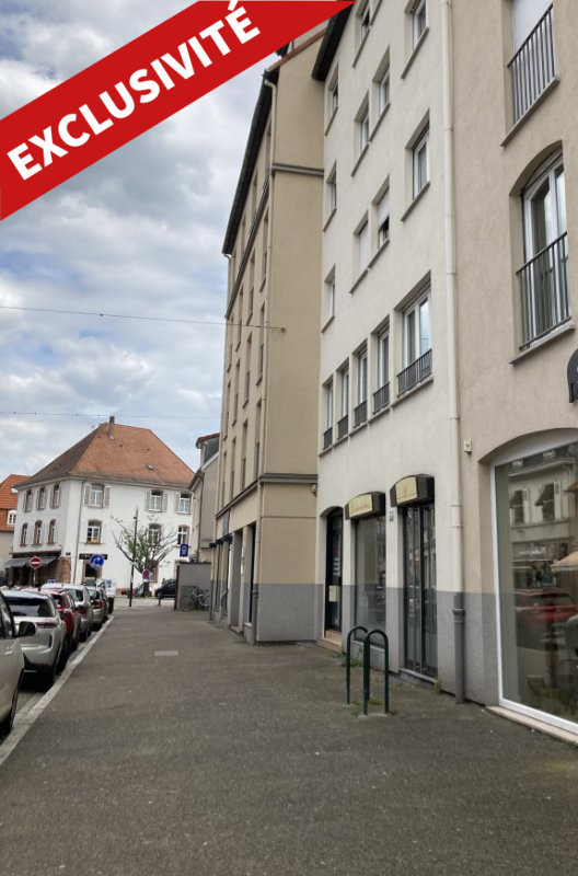 Local commercial attractif en plein centre-ville