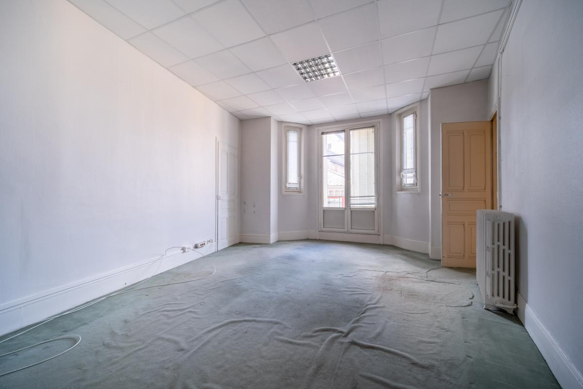 Immeuble de bureaux - 2e étage - Centre-ville de Tarbes