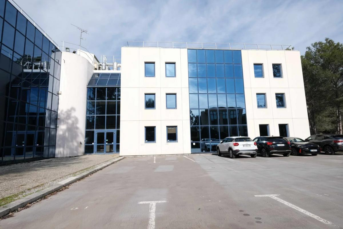 Bureaux en duplex de 438 m2 à Sophia-Antipolis