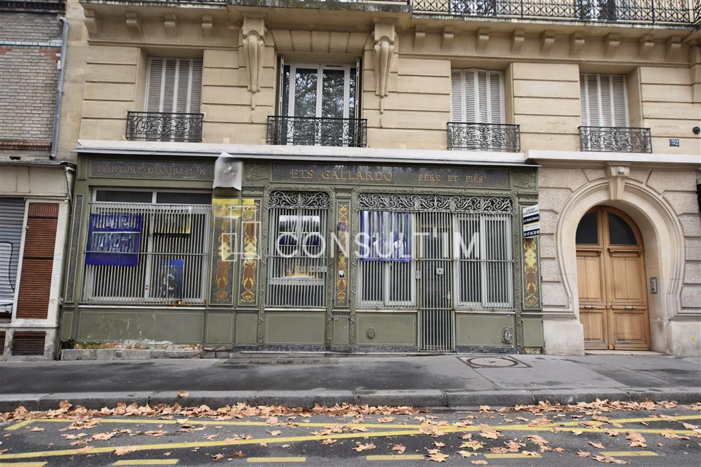 Porte de Saint Ouen Boutique 74 m²