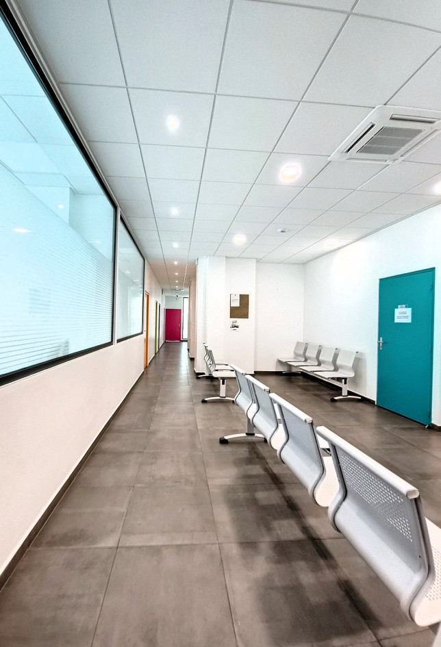 LOCAL D'ACTIVITES 530 M2