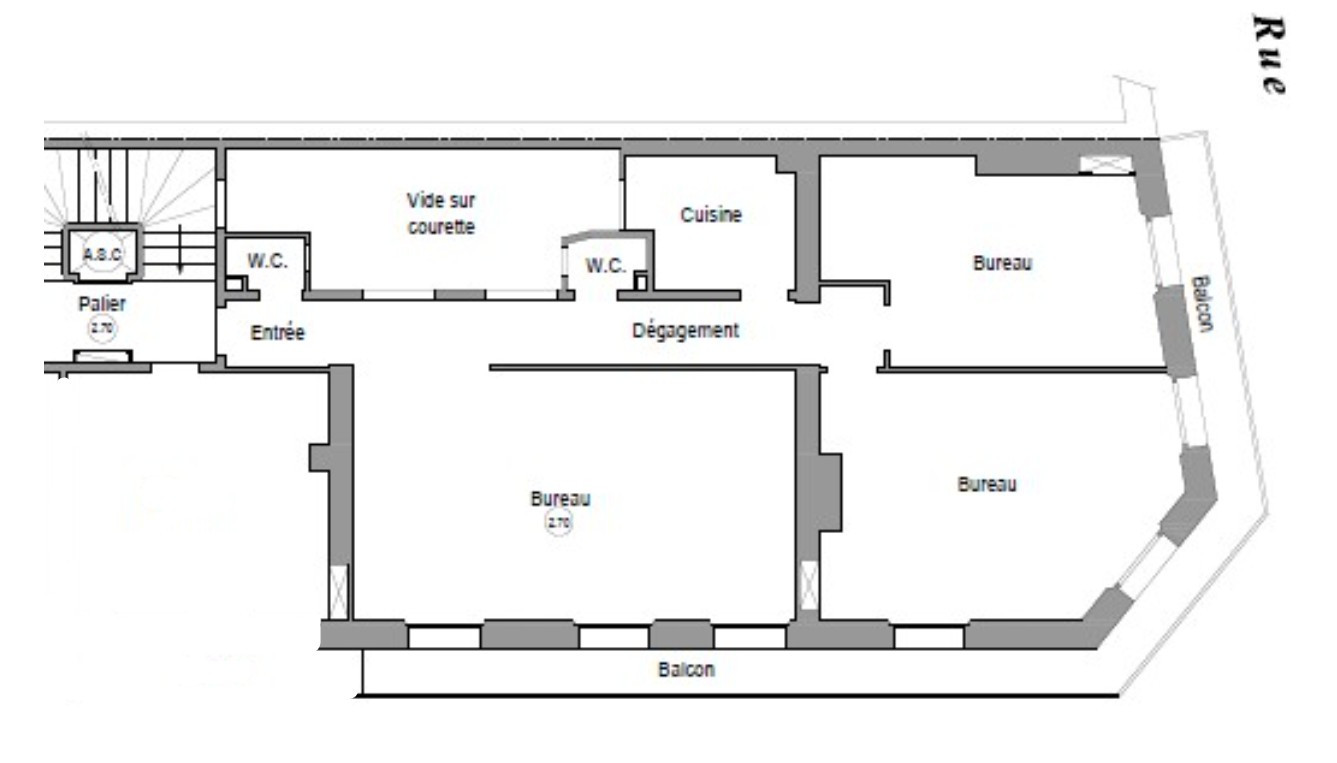 Bureaux 79 m² avec balcon filant