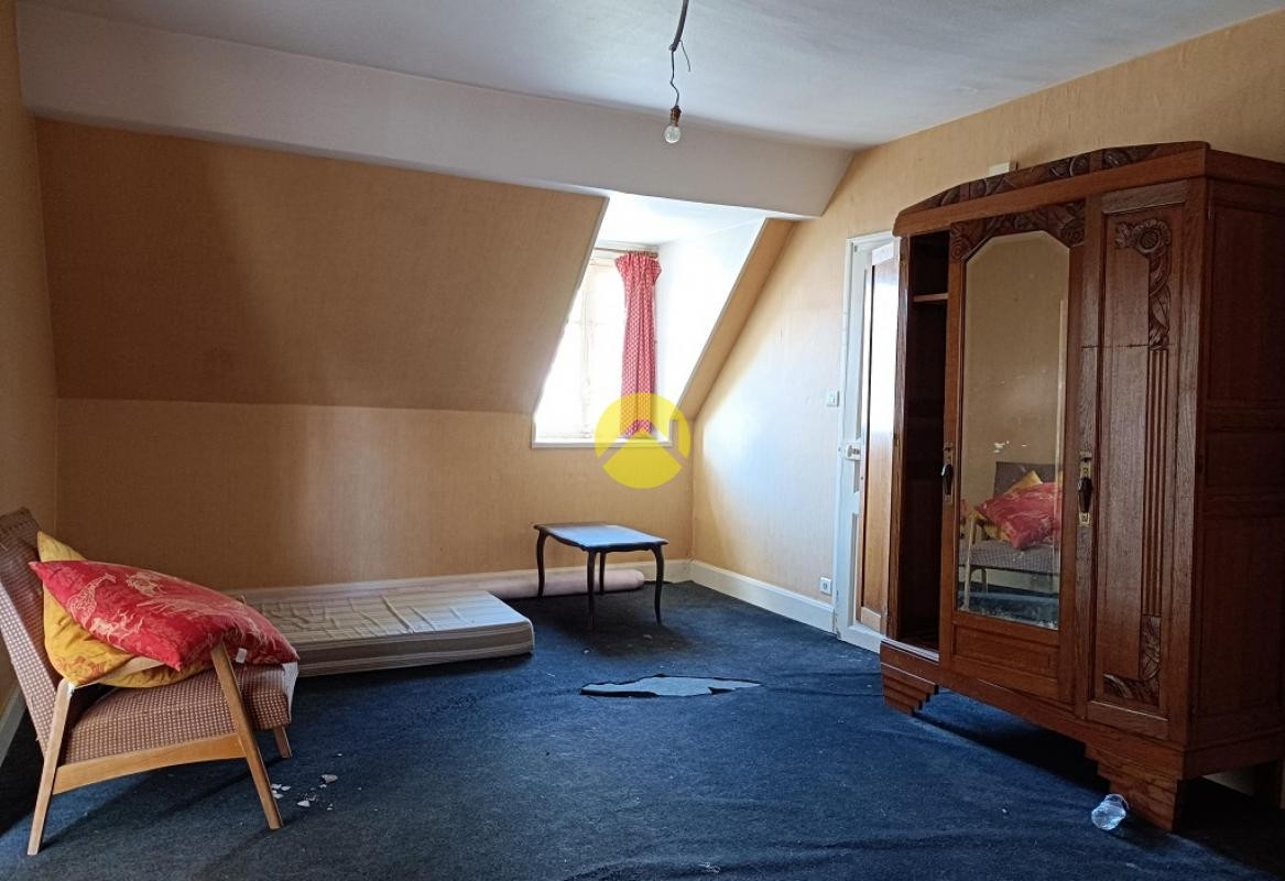 LOCAL COMMERCIAL ET LOGEMENT