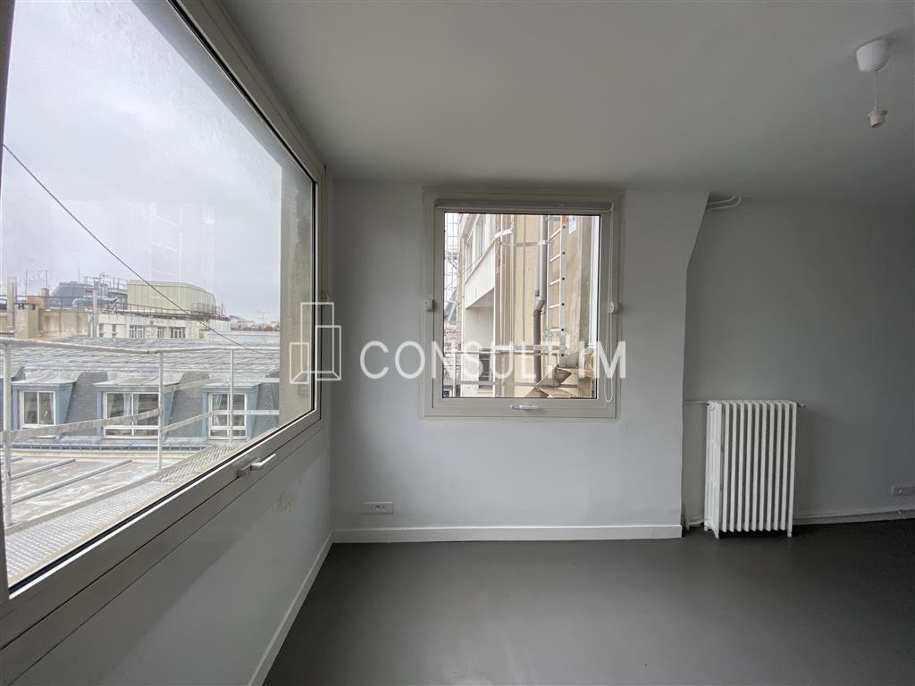 A louer bureaux style loft aux pieds de la place République