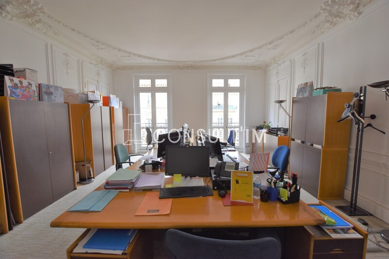 A louer bureaux dans un immeuble de standing