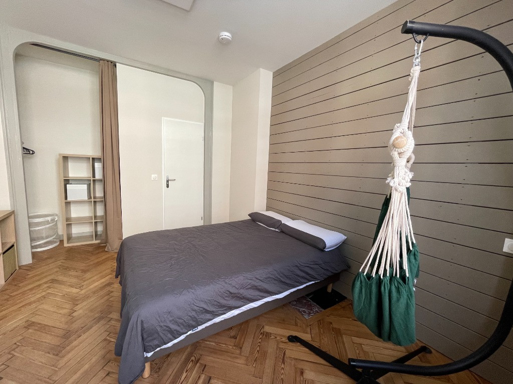 CHAMBRE DANS SUBLIME COLOCATION - CORMONTAIGNE - COUR