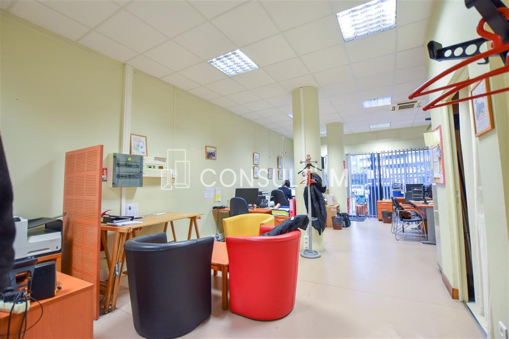 Proche Montparnasse boutique 106 m²