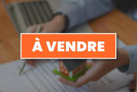 A VENDRE SUPERBE PLATEAU DE PLAIN PIED DE 480 M² !!!